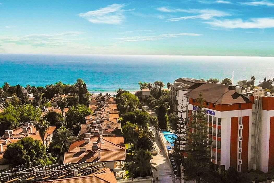 Sirma Hotel