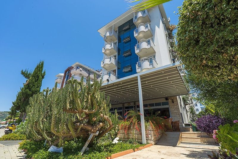 Kleopatra Celine Hotel 3