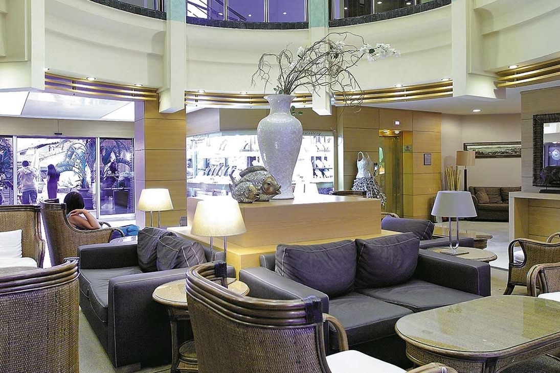 Grand Cettia Hotel 4