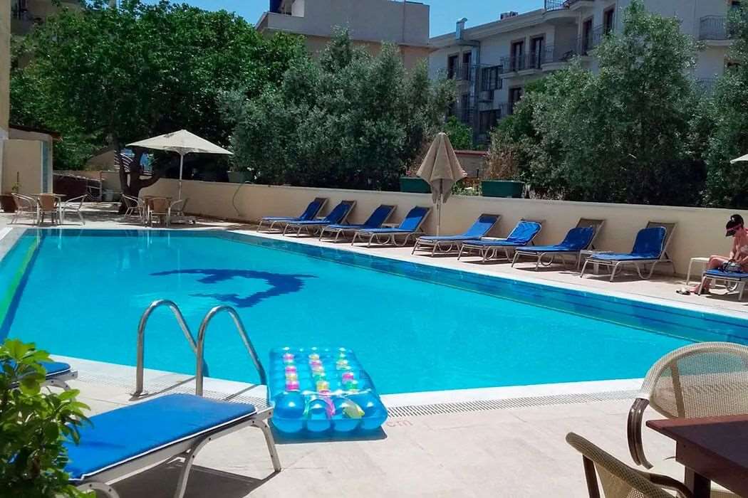 Mert Seaside Hotel