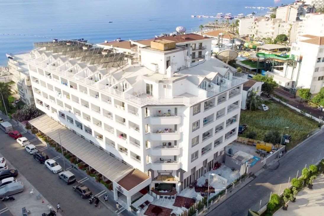 Mert Seaside Hotel 2