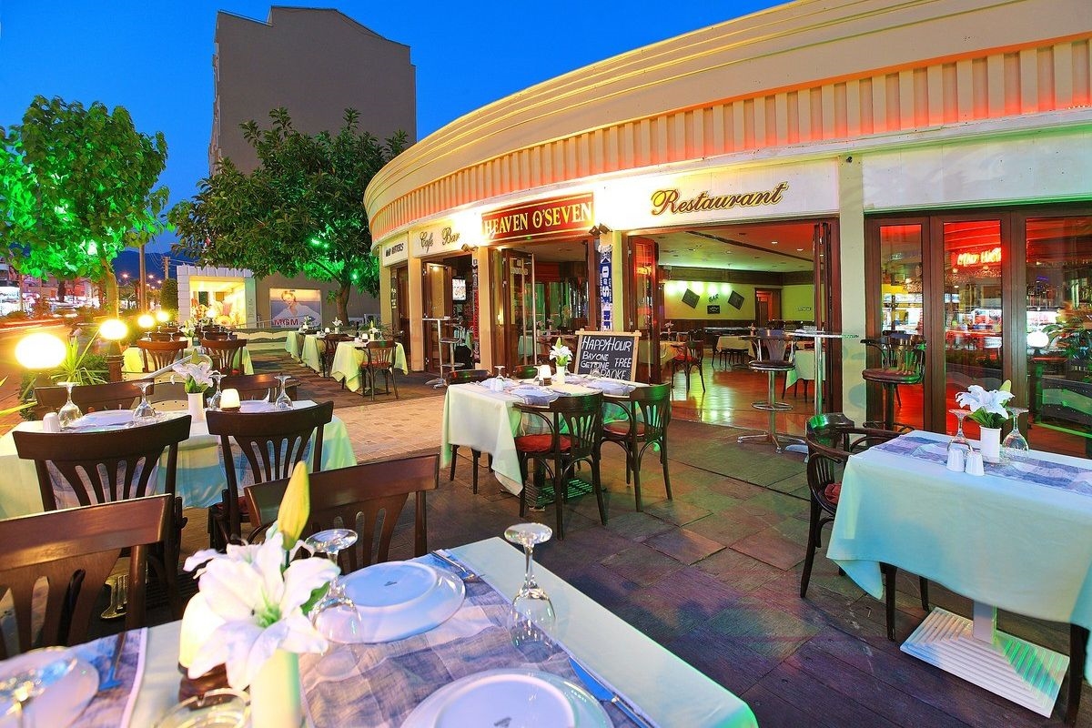 Motto Premium Hotel & Spa 2