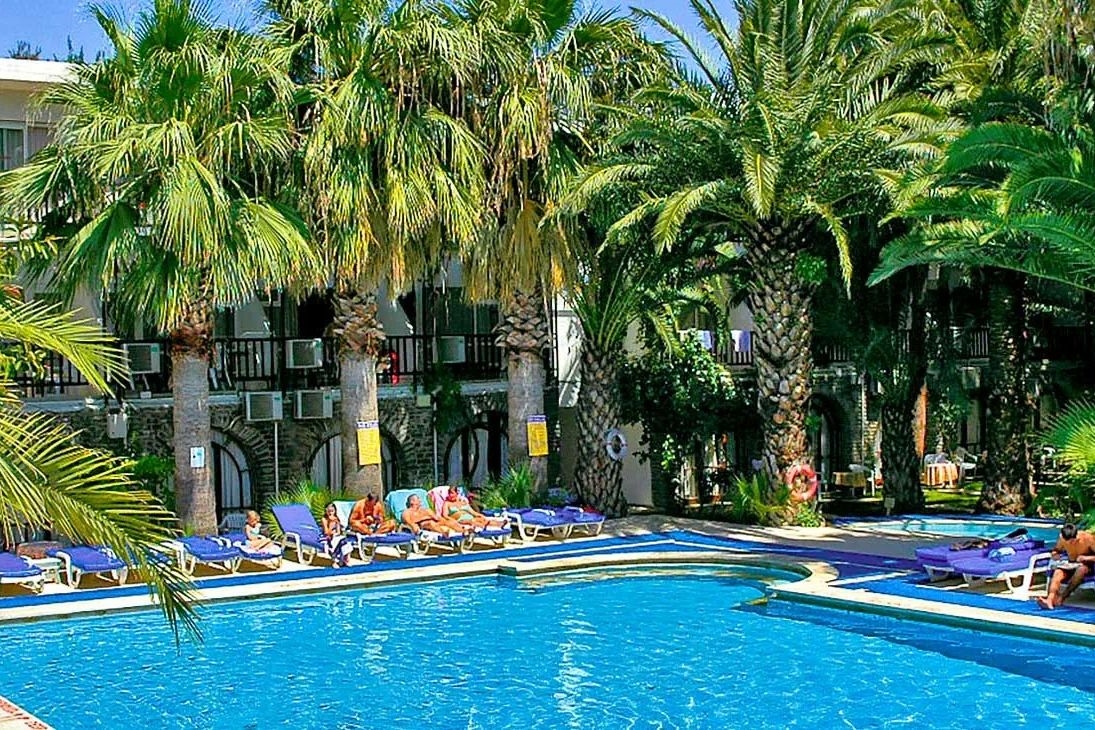 Sami Beach Hotel 4