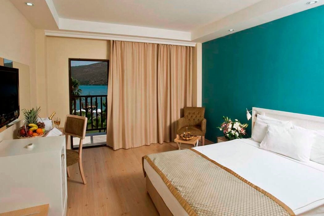Green Bay Resort & Spa 3