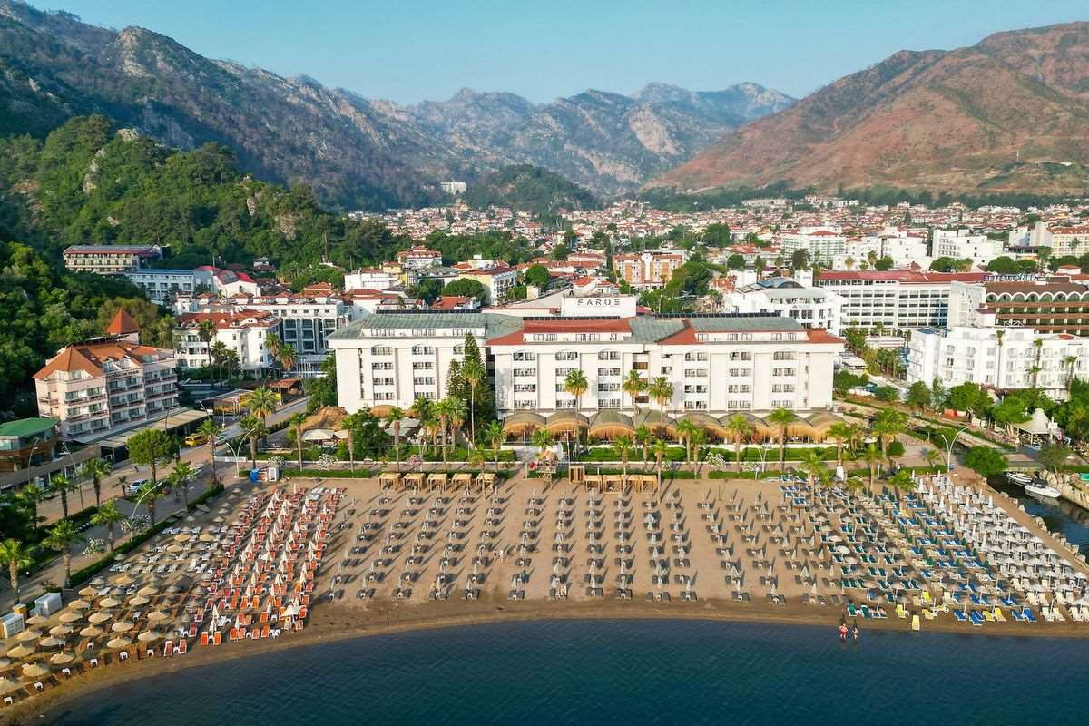 Faros Premium Beach