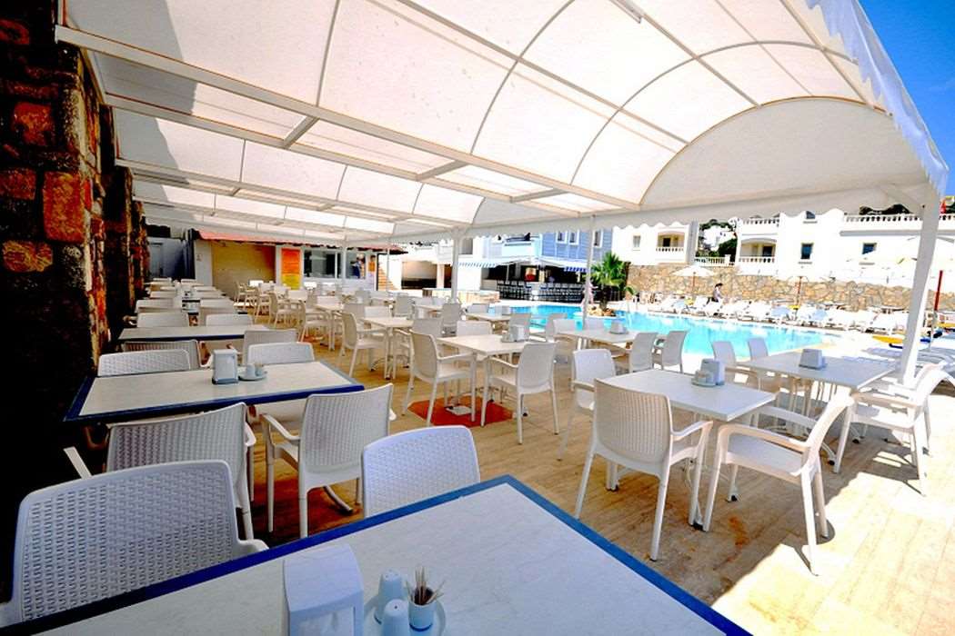 Sunpoint Family Hotel 4