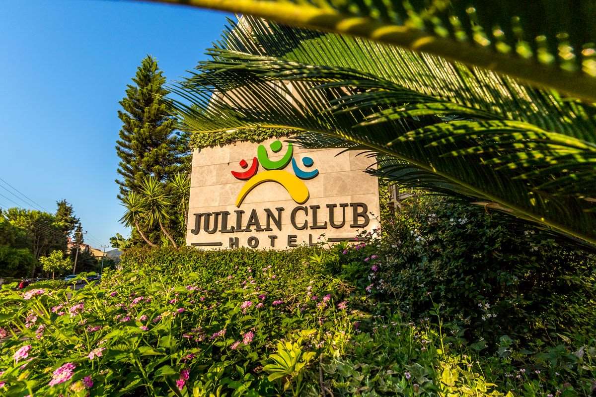 Julian Club 5