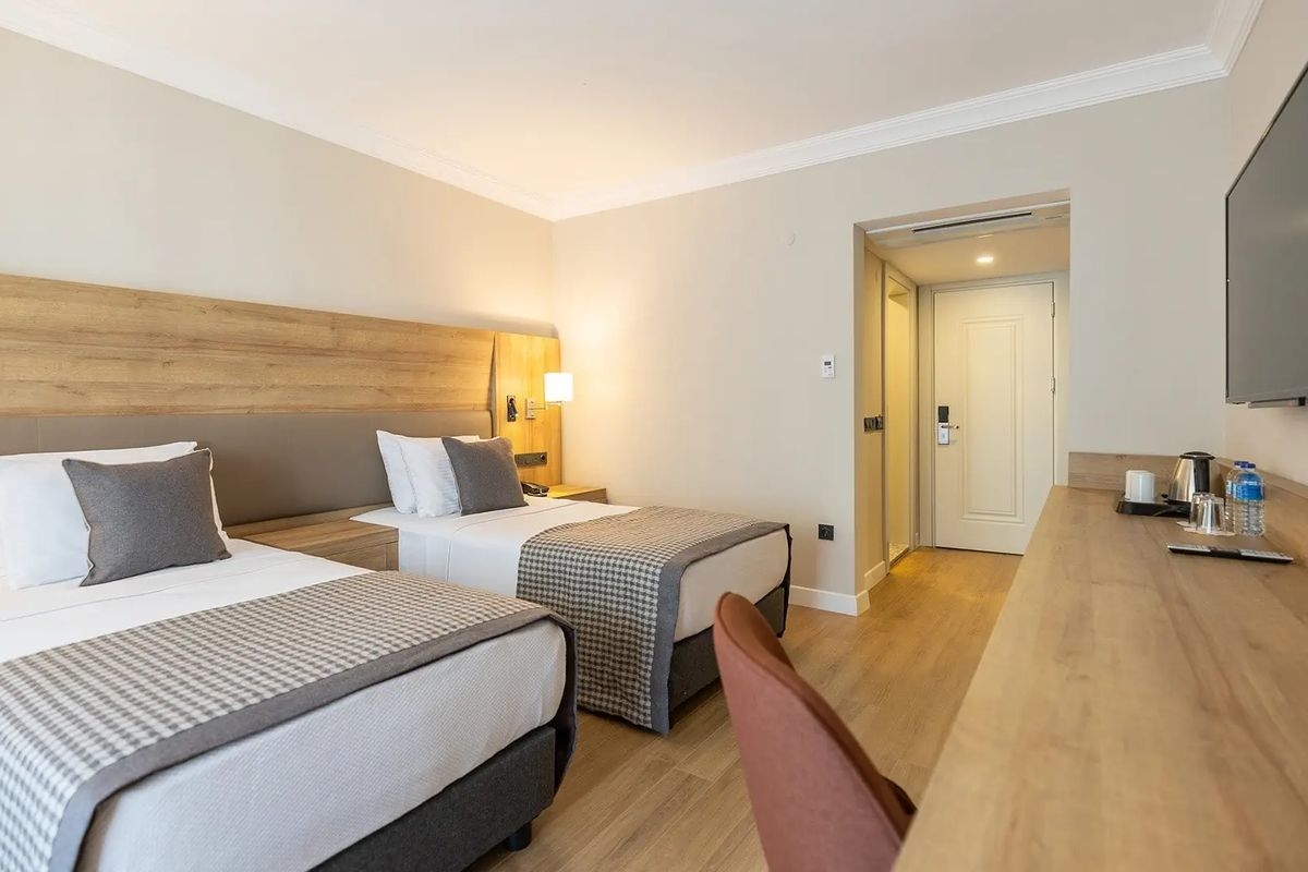 Proxima Hotel 5