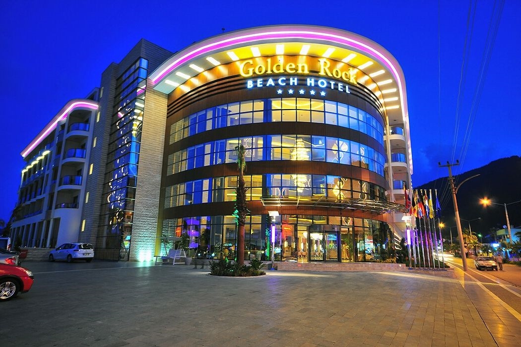Golden Rock Beach Hotel 4