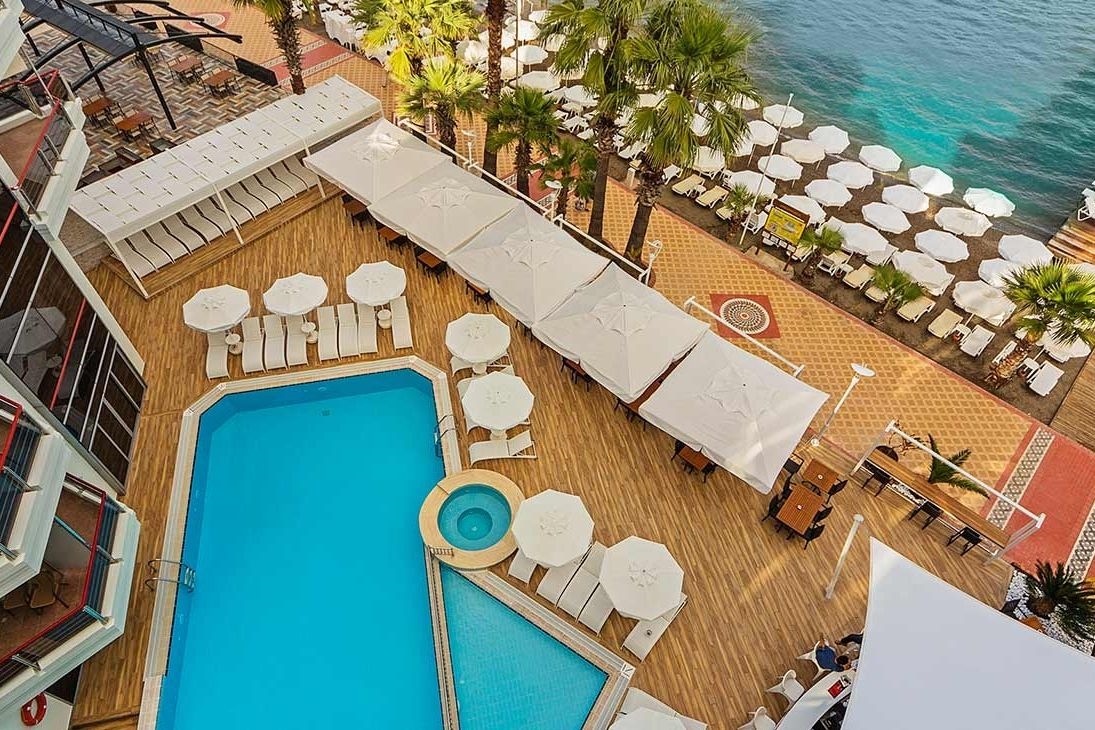 Poseidon Hotel 2