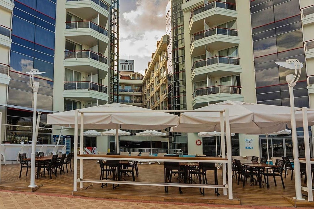 Poseidon Hotel 4