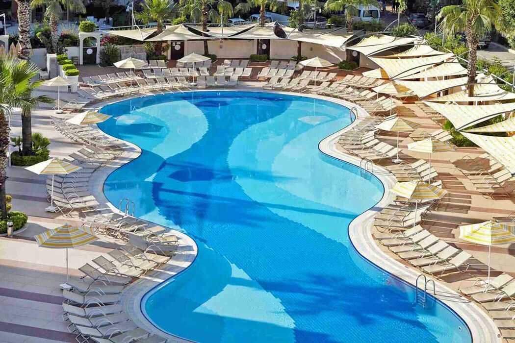 Grand Ideal Premium 3