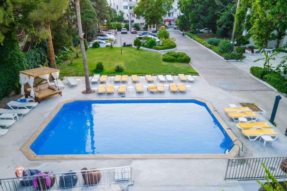 Hotel Caprea 4