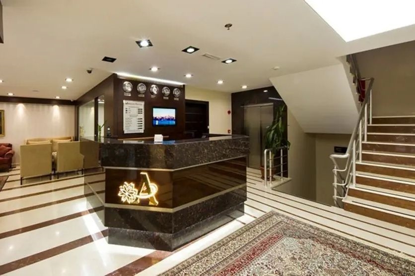 Aprilis Deluxe Hotel 5