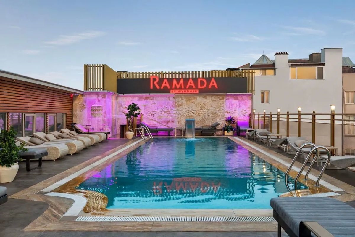 Ramada by Wyndham Istanbul Pera