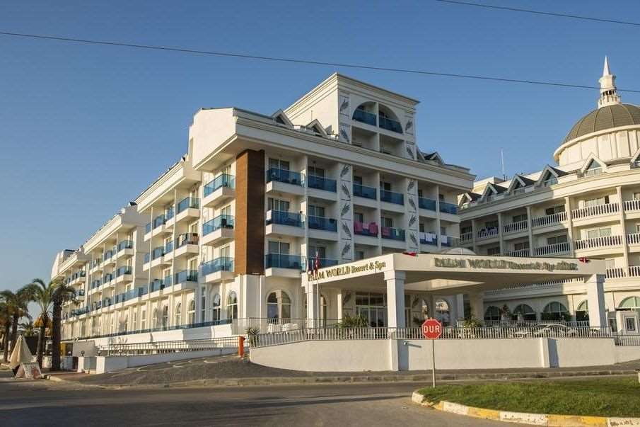 Palm World Resort Spa Side 3